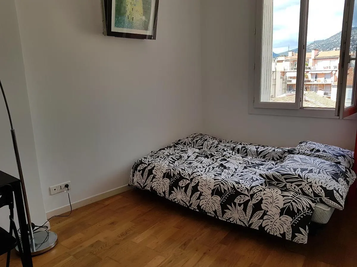 Guest house Chambre Privee Vue Montagne Dans Un Appartement Pour 2 Personnes Toulon France